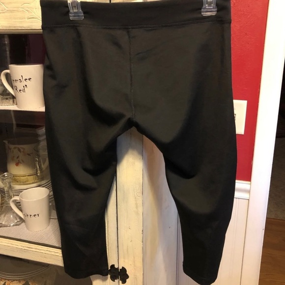 ADIDAS CAPRI LEGGINGS - Picture 3 of 4